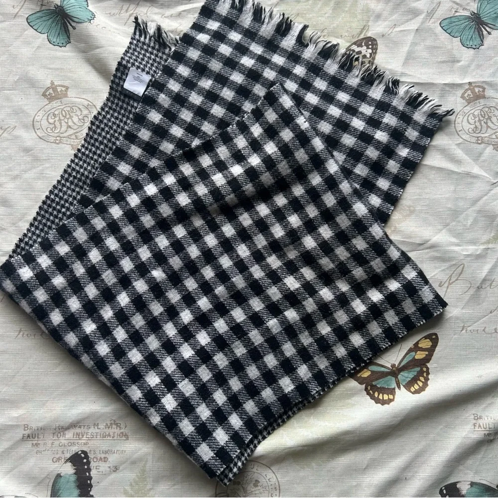 J. Crew Double-faced plaid and houndstooth wool‎ scarf